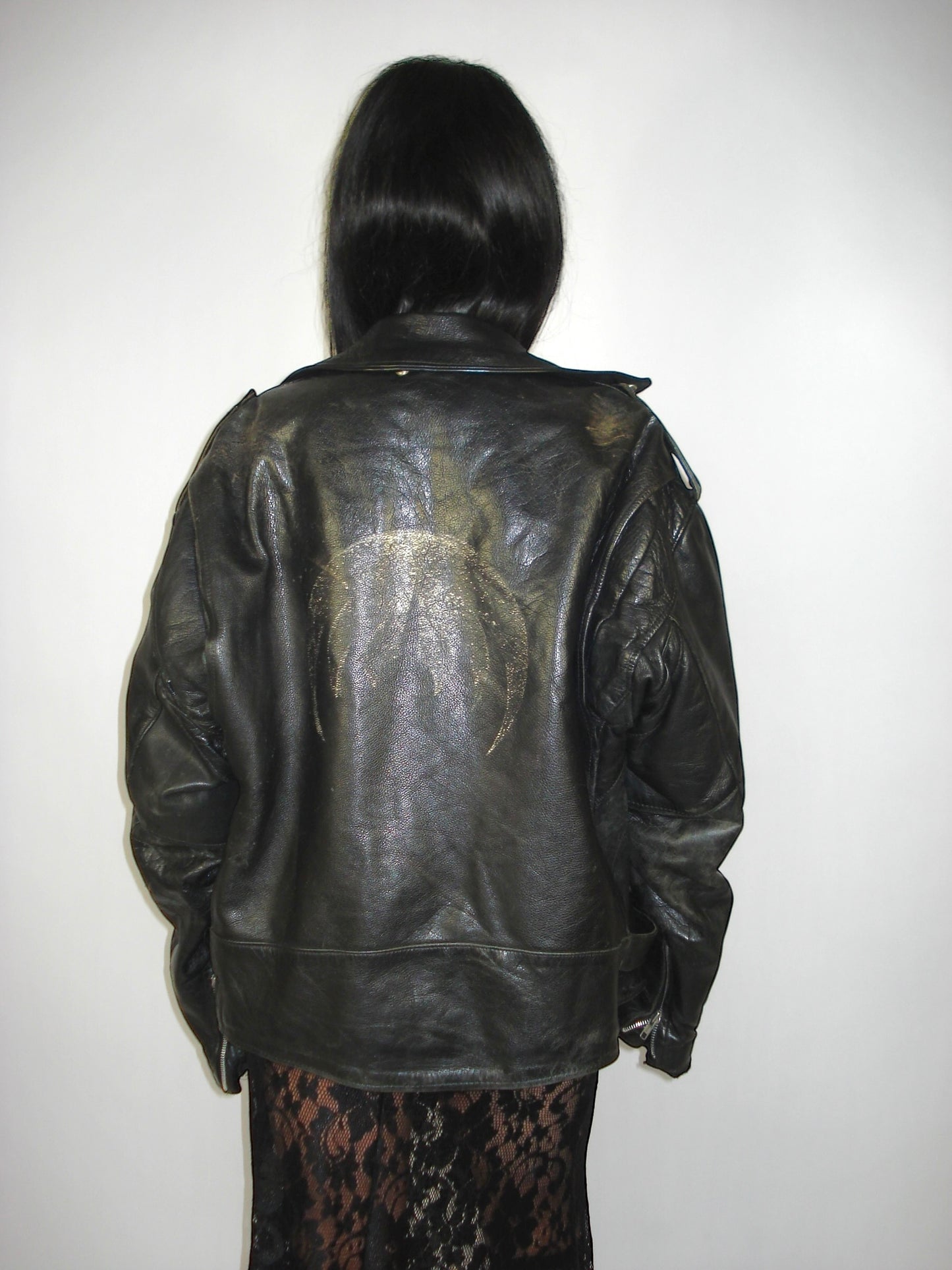 Veste en cuir noir oversize