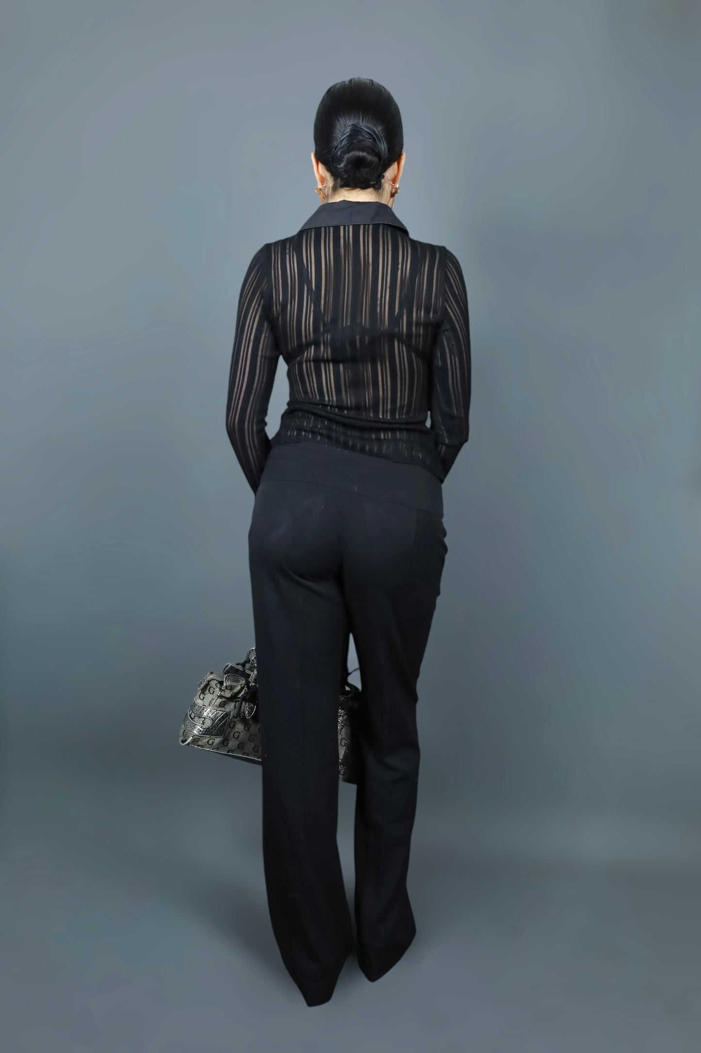 Chemise noire à double fermetures
