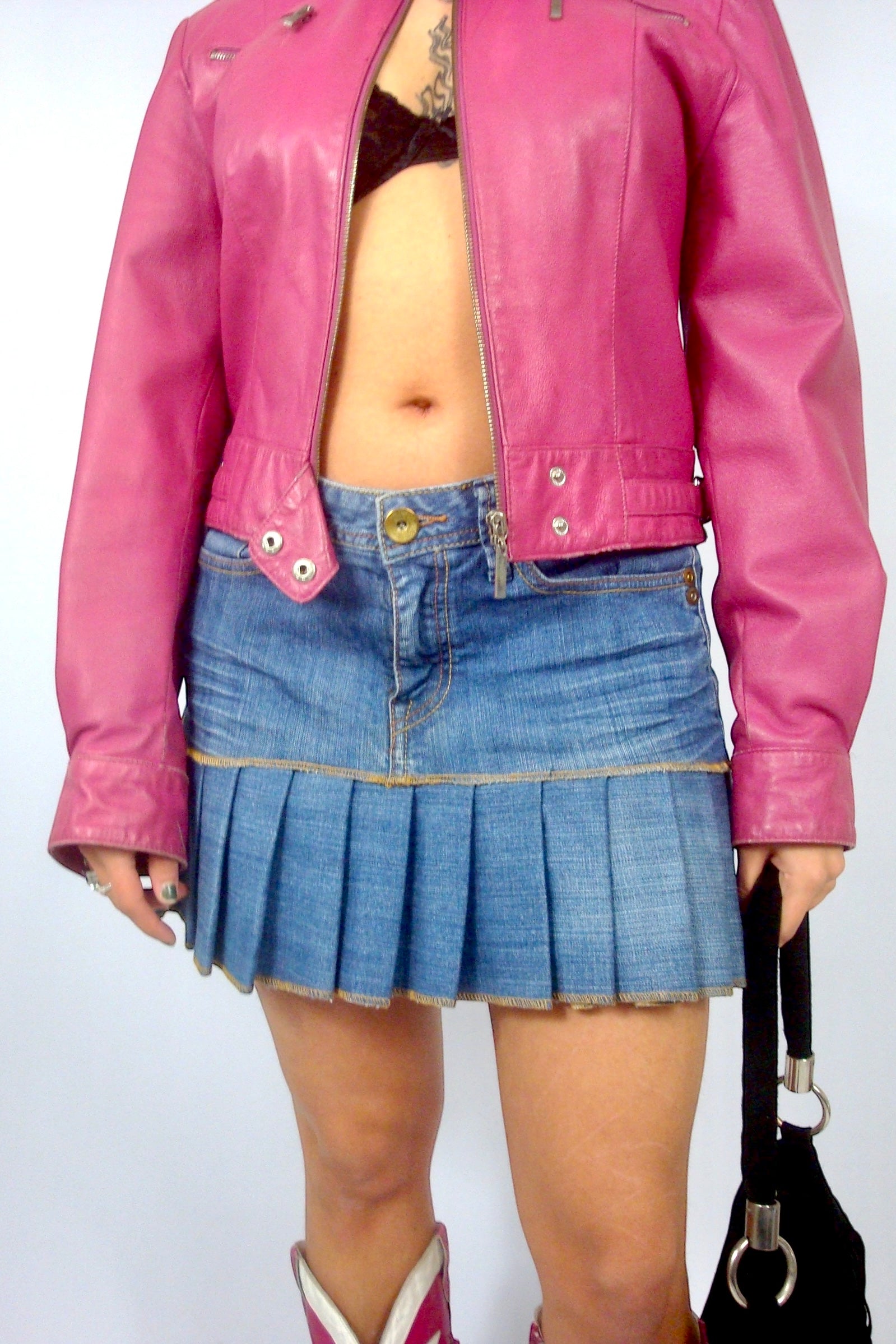 Mini jupe plissée en jean