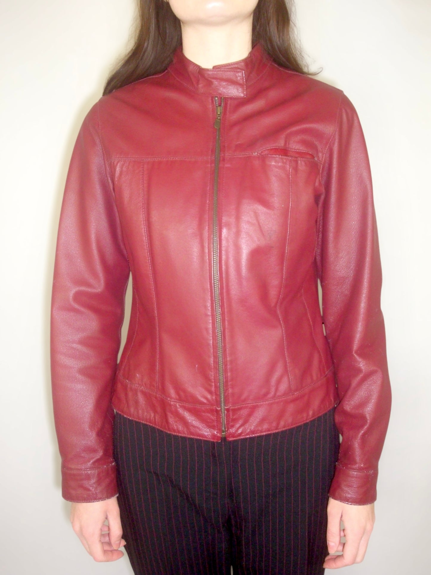 Veste de biker en cuir bordeaux