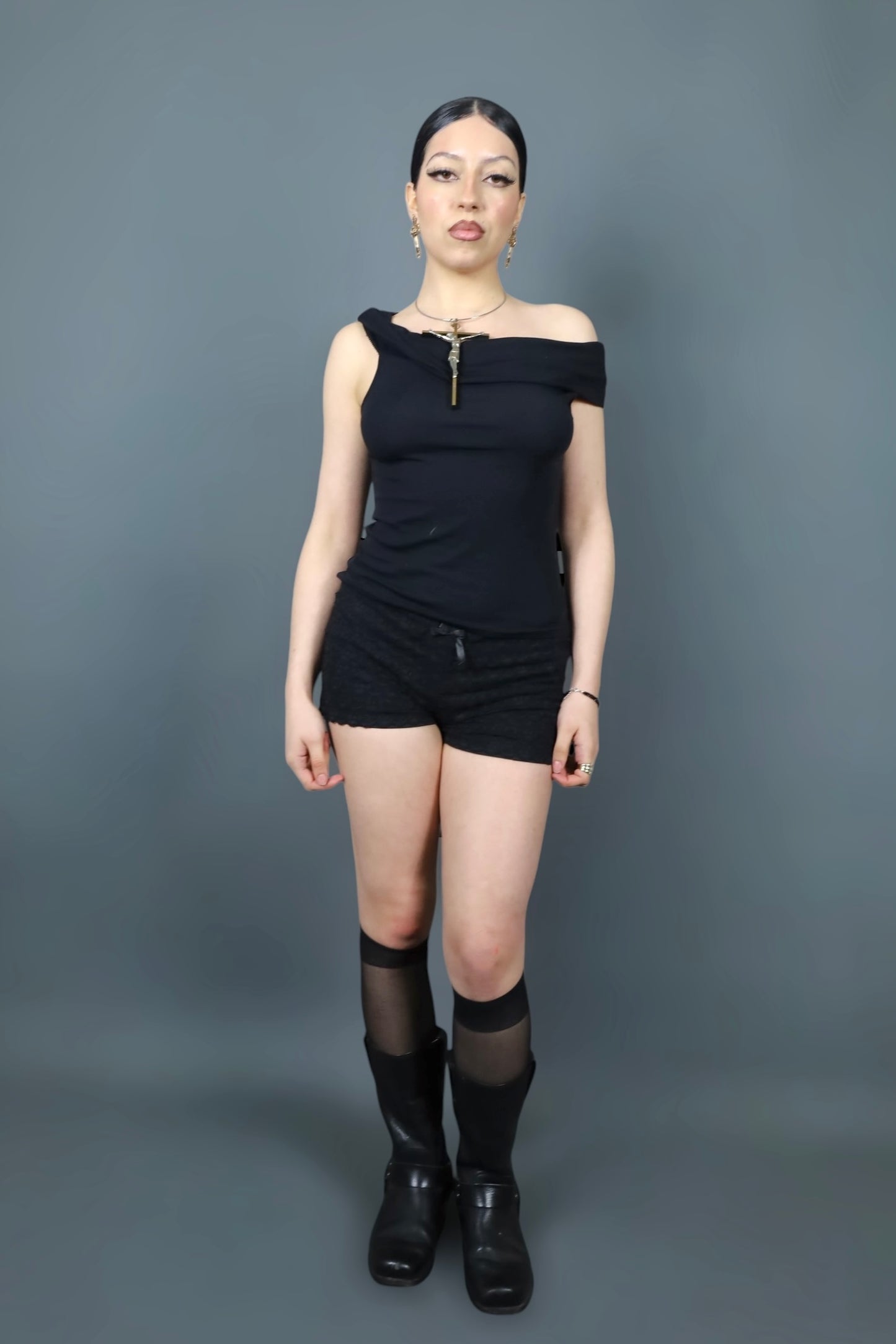 Short en dentelle noire façon bloomer