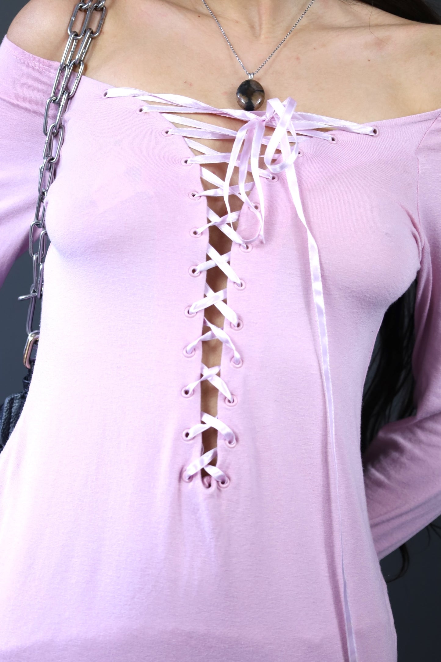 Top off shoulder rose à rubans