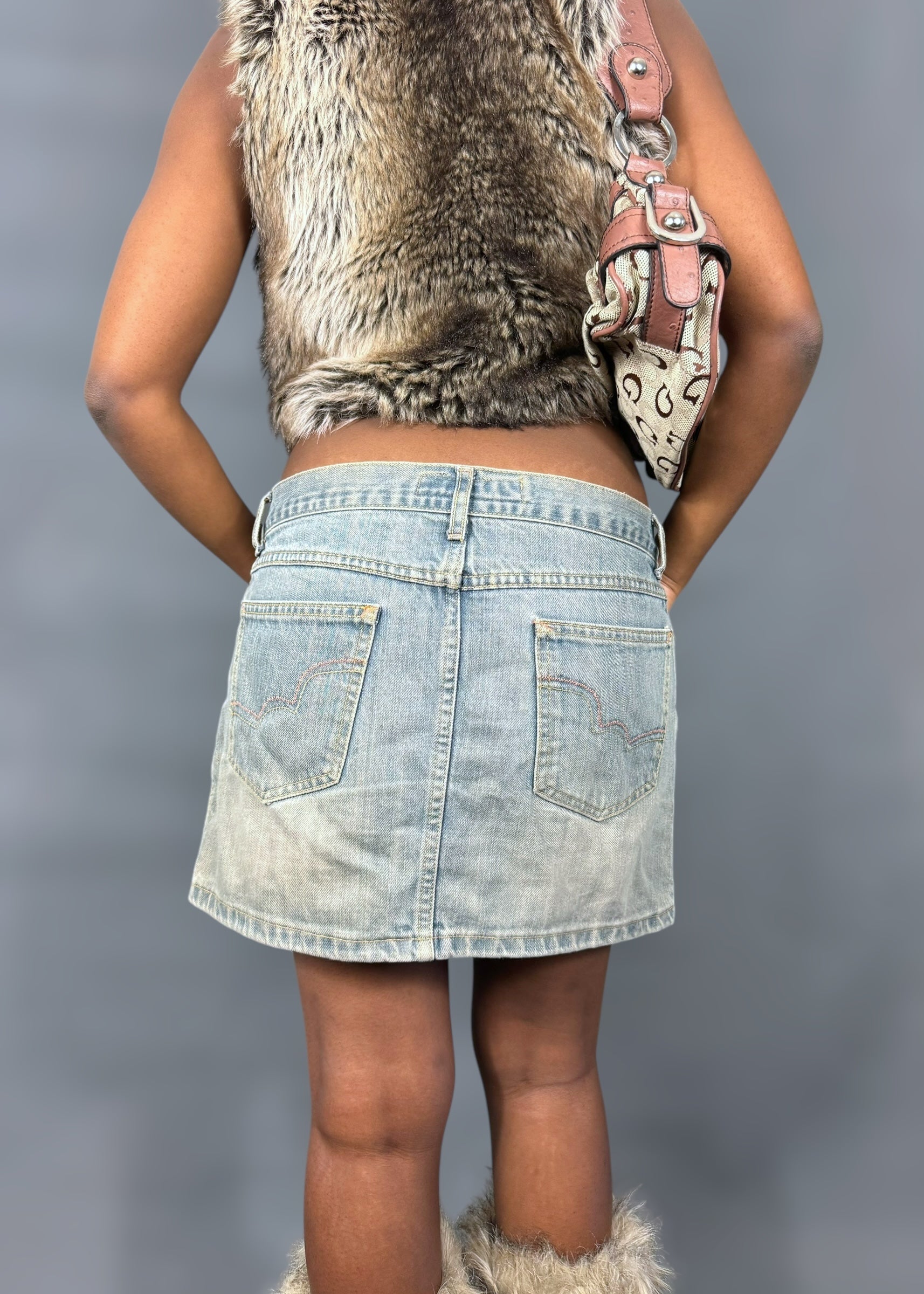 Mini jupe en jean délavé