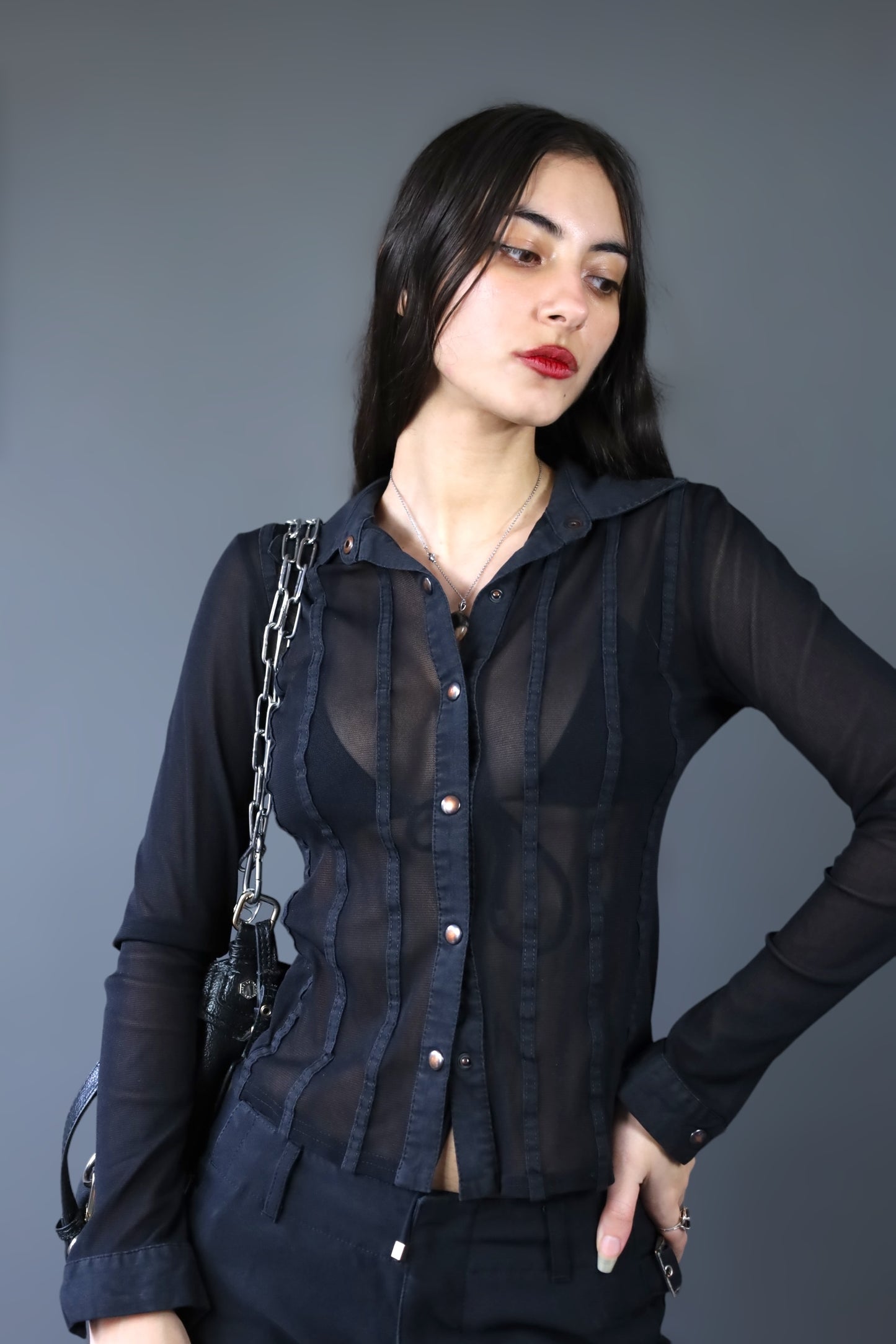 Chemise noire en mesh