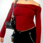 Top off shoulder rayé rouge