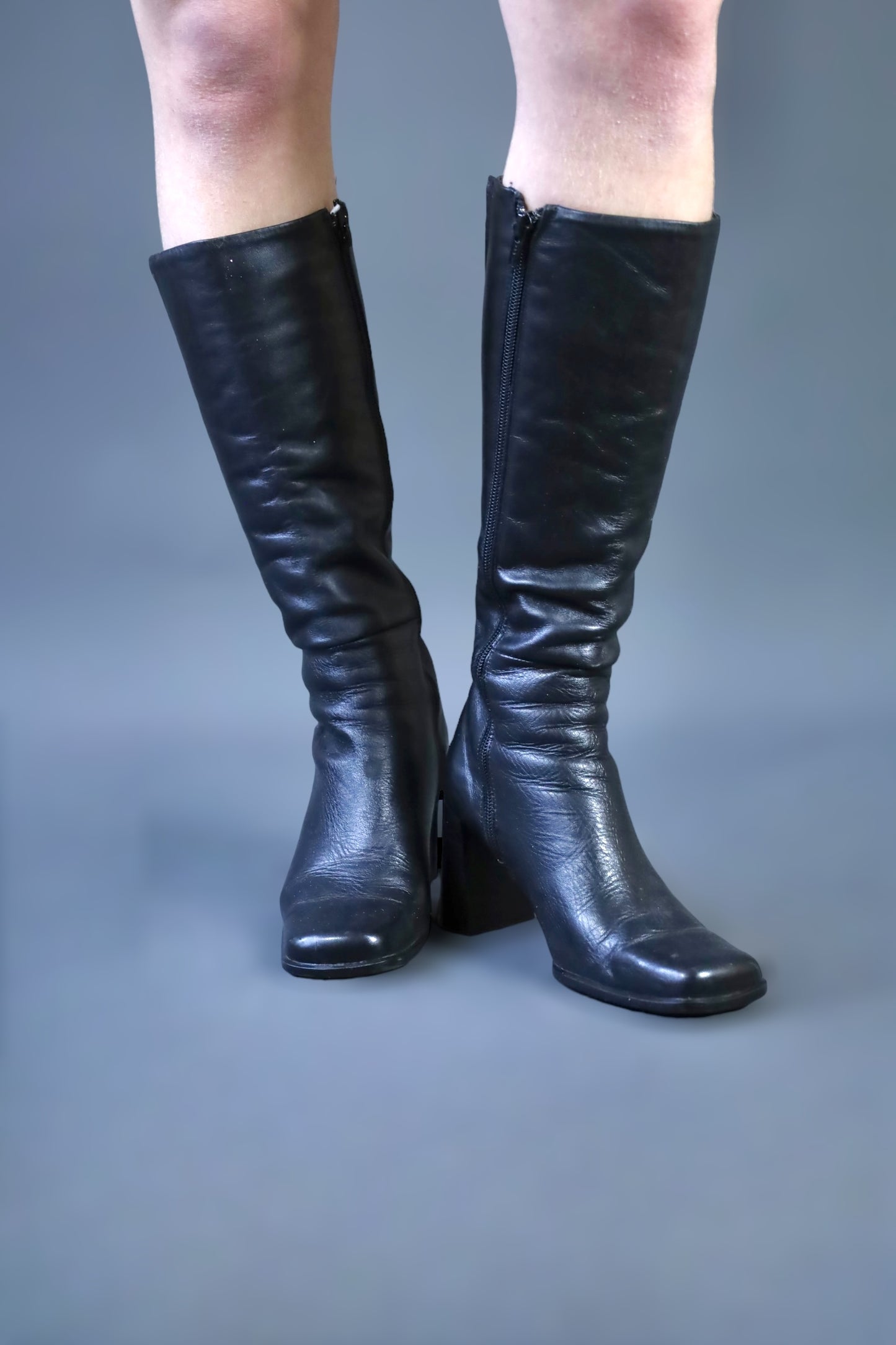 Bottes bout carré en cuir