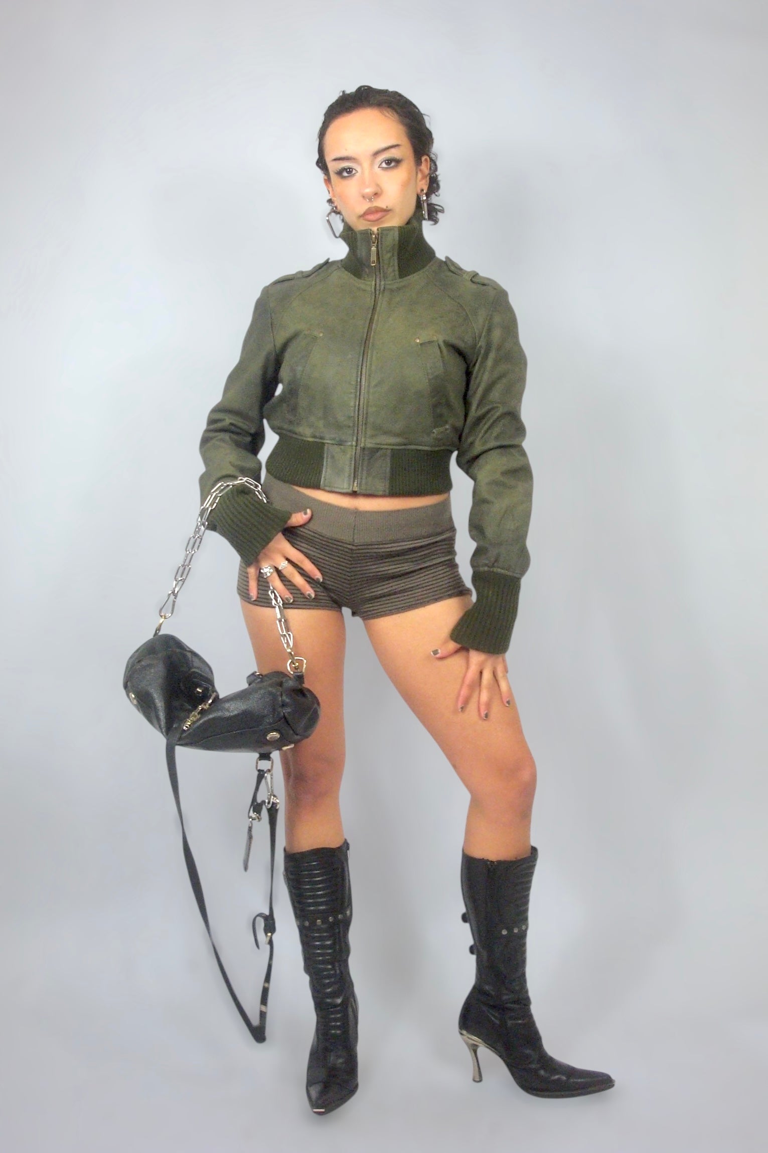 Veste courte en cuir kaki