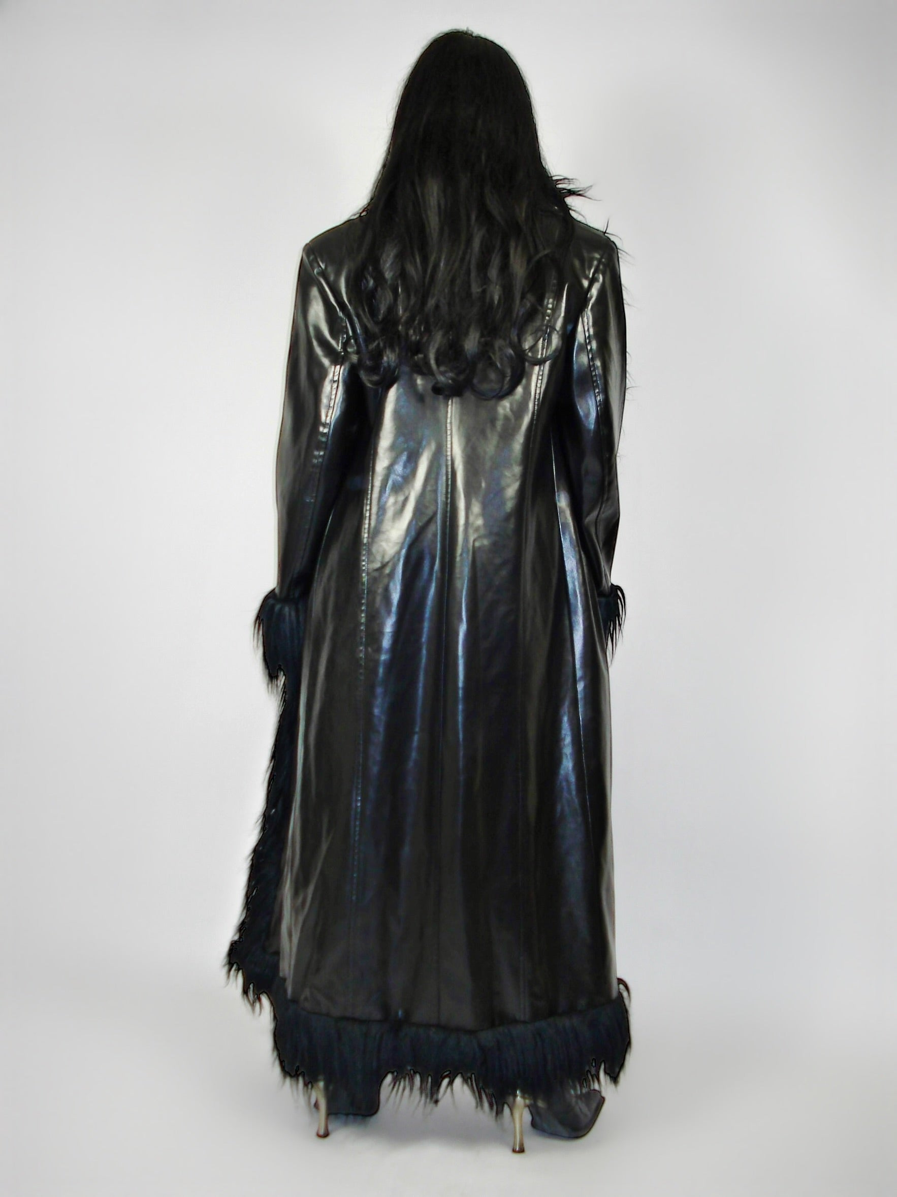 Long Manteau afghan noir en similicuir