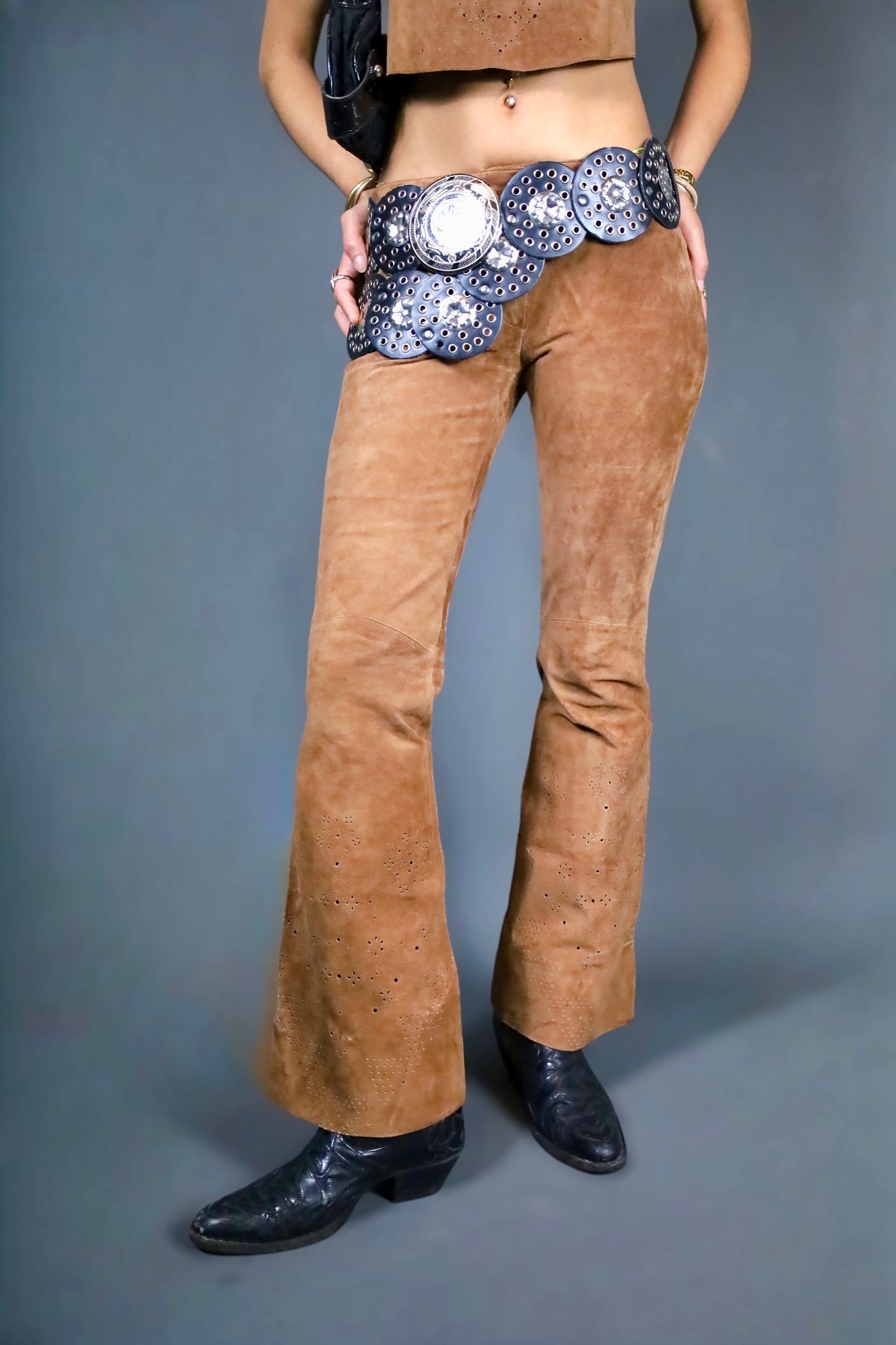 Ensemble dos nu + pantalon en daim marron