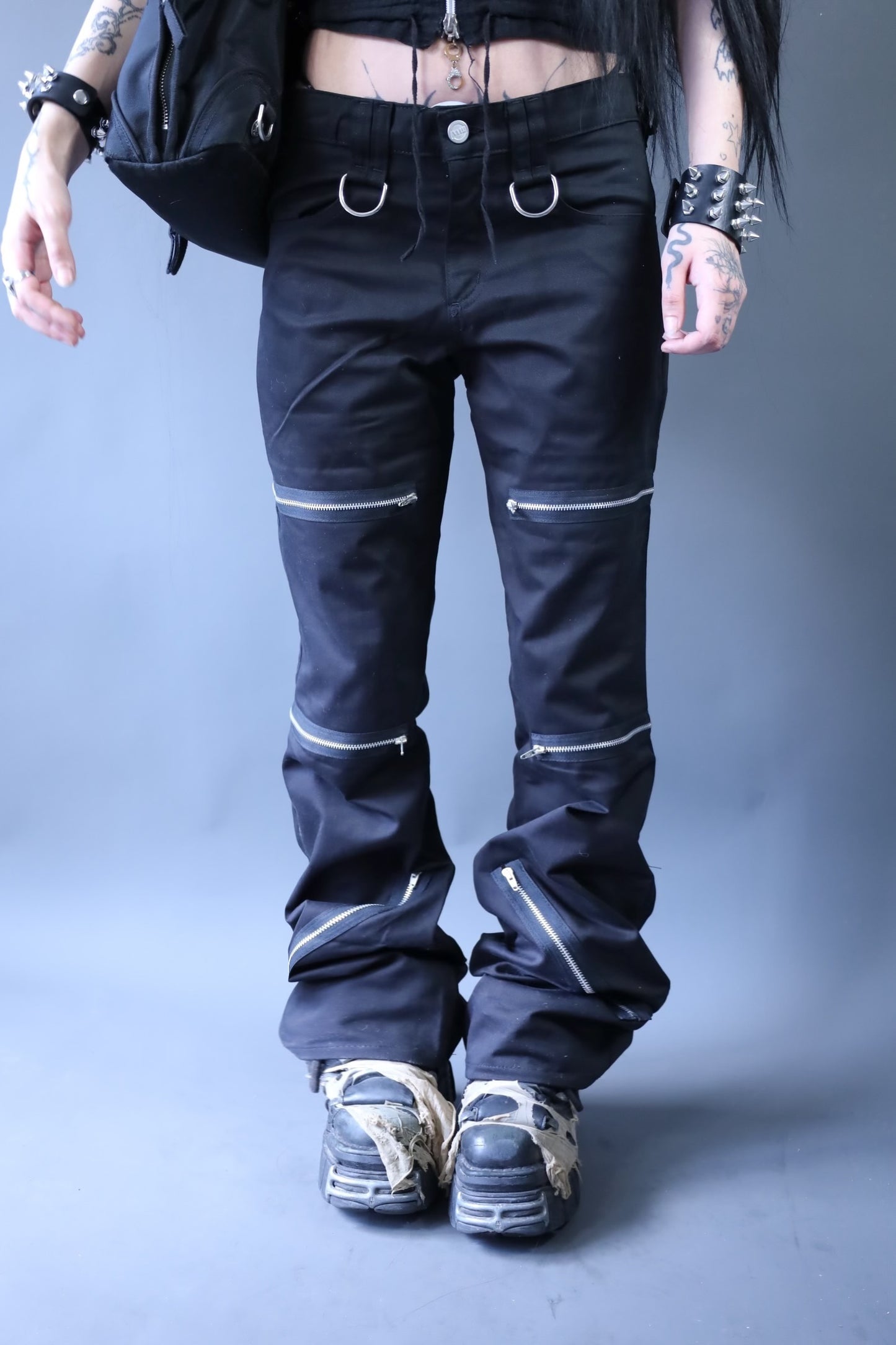 Pantalon noir à zip