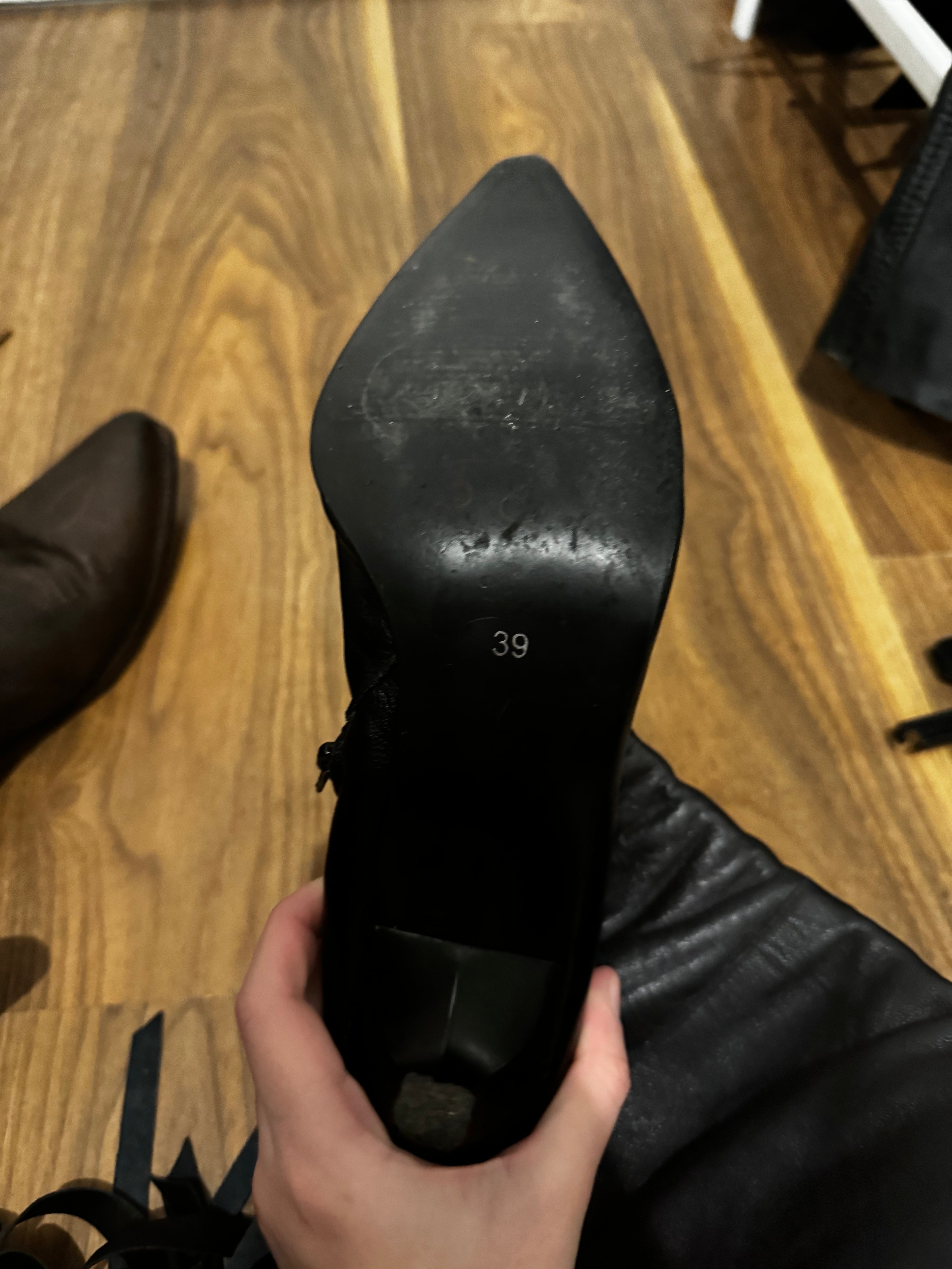 Bottes pointues a franges
